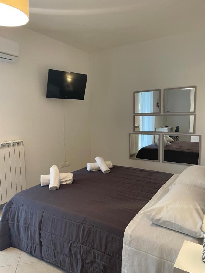 La Dimora Dei Sogni Appartement Mesagne Buitenkant foto
